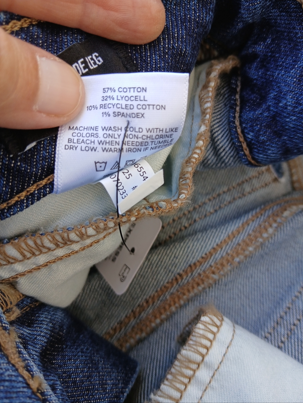 Express Relaxed Wide Leg Jeans Size 8R - Picture 13 of 13